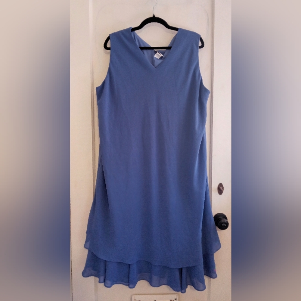 Chiffon Tea Length Sleeveless Dress